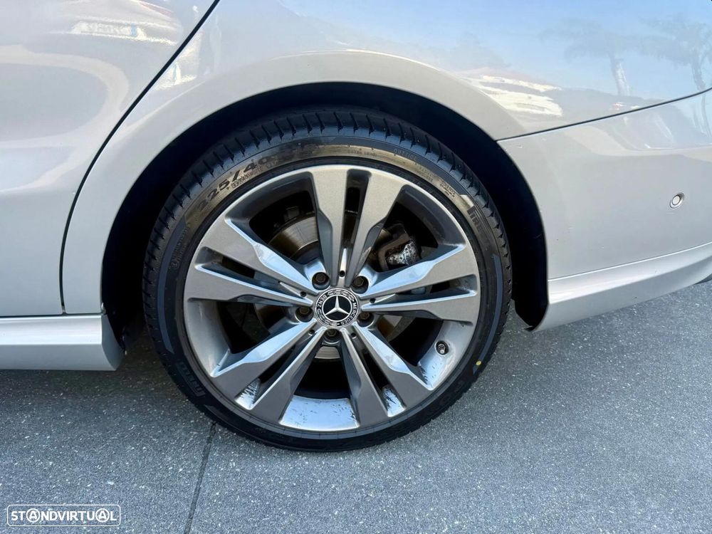 Mercedes-Benz CLA 180 d Urban - 8