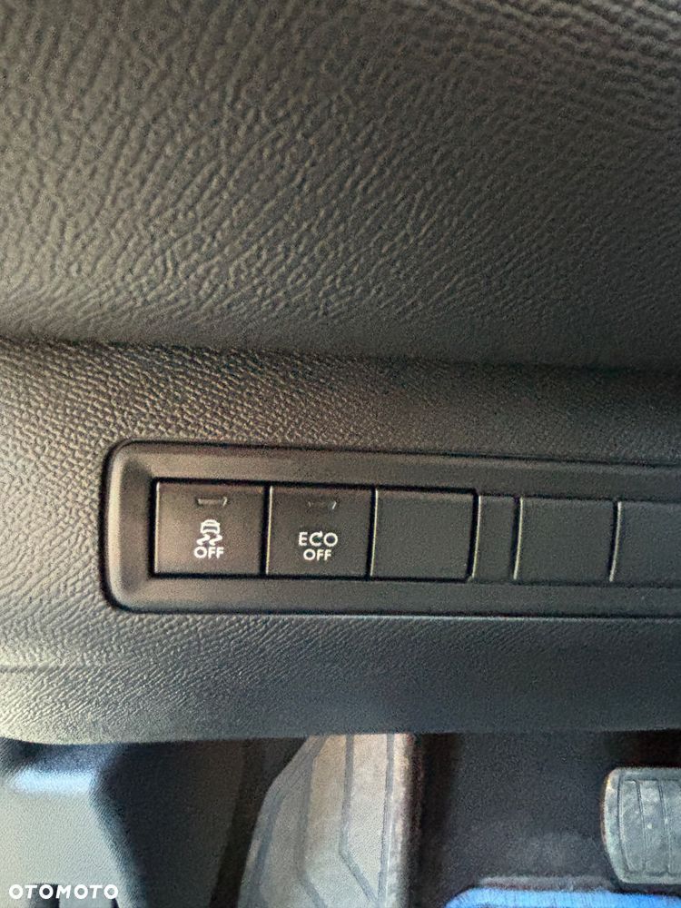 Peugeot 308 BlueHDi FAP 150 EAT6 Stop & Start Allure - 28