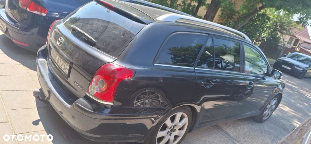 Toyota Avensis - 3