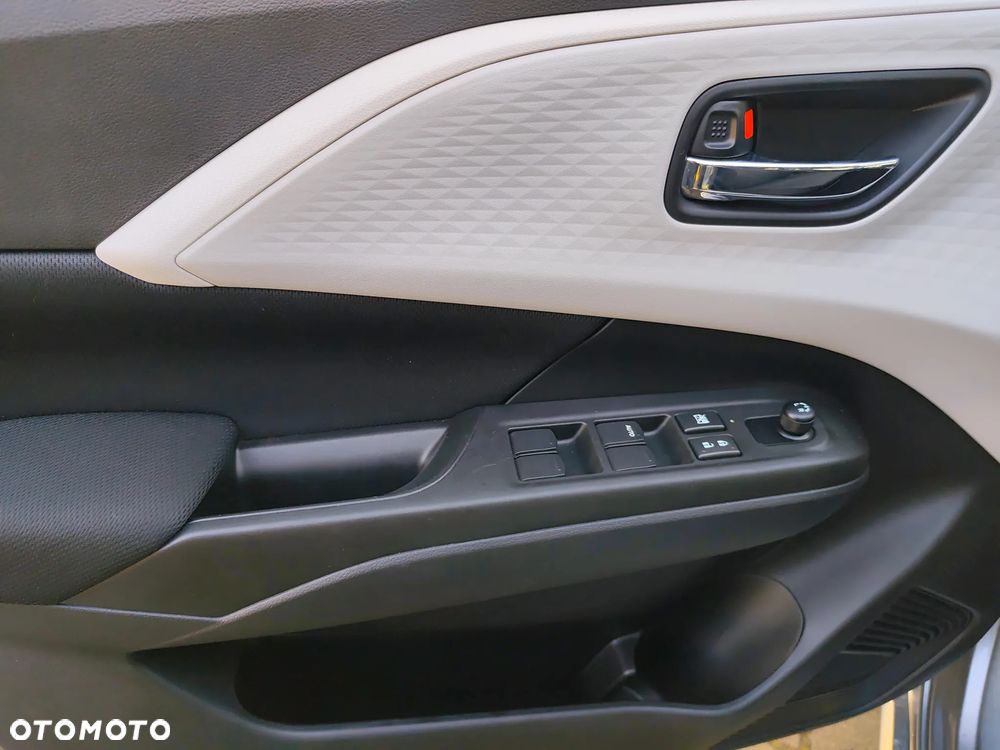 Suzuki Swift 1.2 Dualjet SHVS Premium Plus - 11