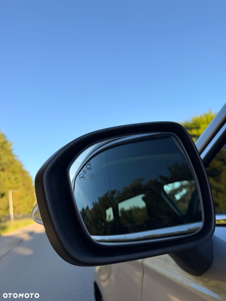 Ford Mondeo 2.0 EcoBlue Titanium - 33