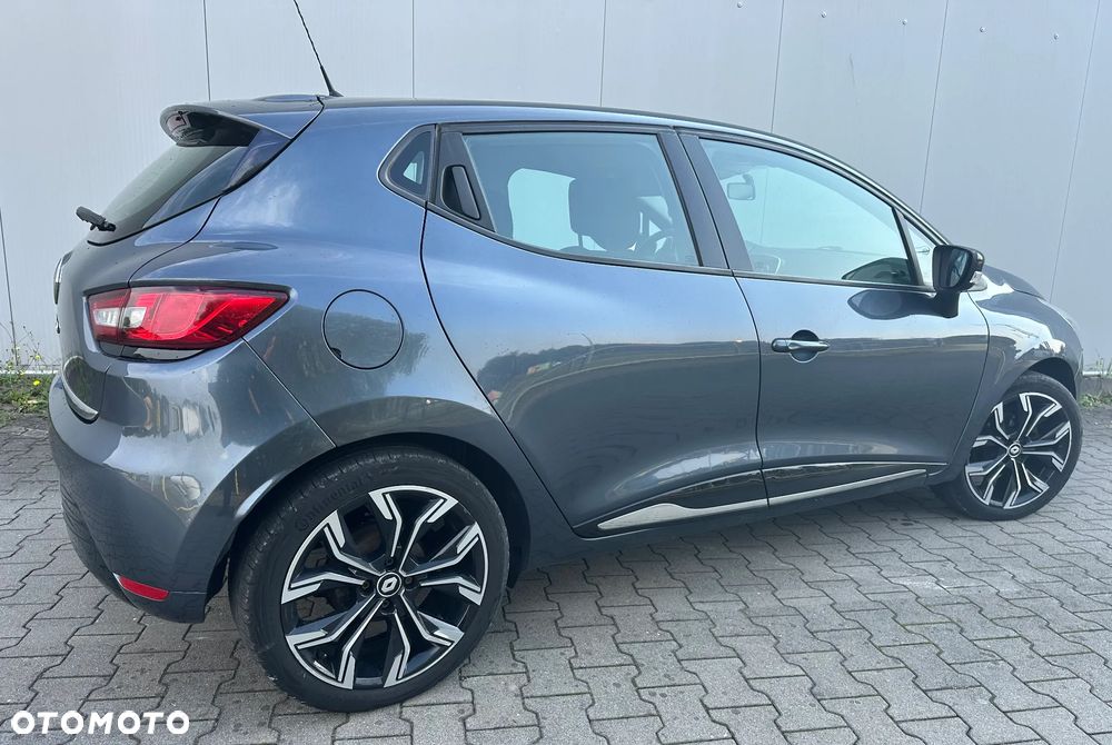 Renault Clio 1.2 16V 75 LIMITED 2018 - 9