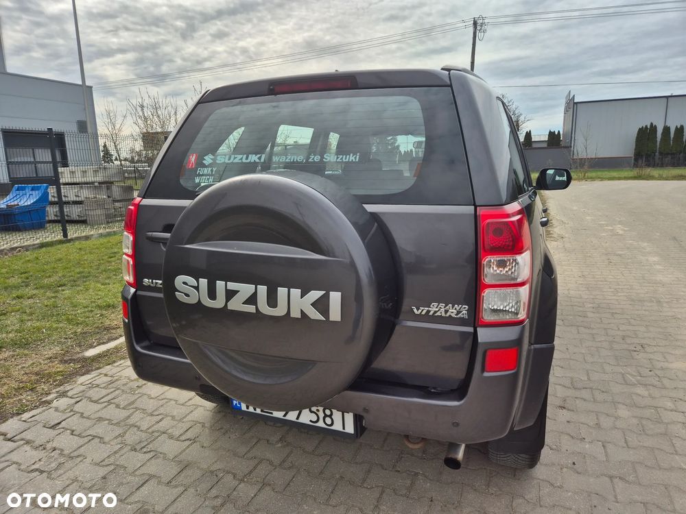 Suzuki Grand Vitara 1.9 DDiS Premium - 18