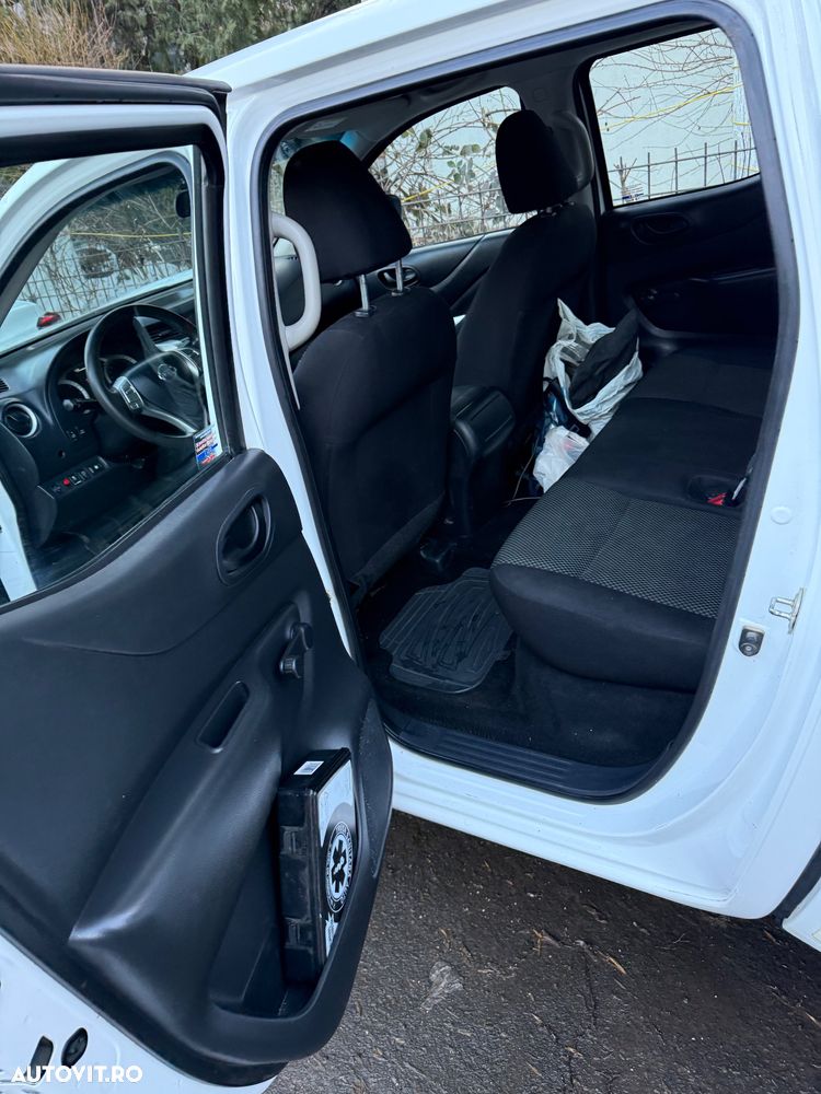 Nissan Navara Double Cab Acenta - 15