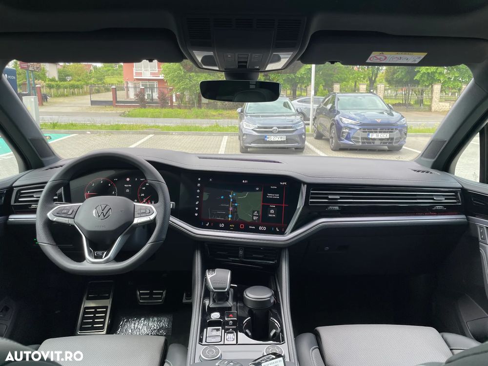 Volkswagen Touareg V6 TDI 4MOTION R-Line - 16