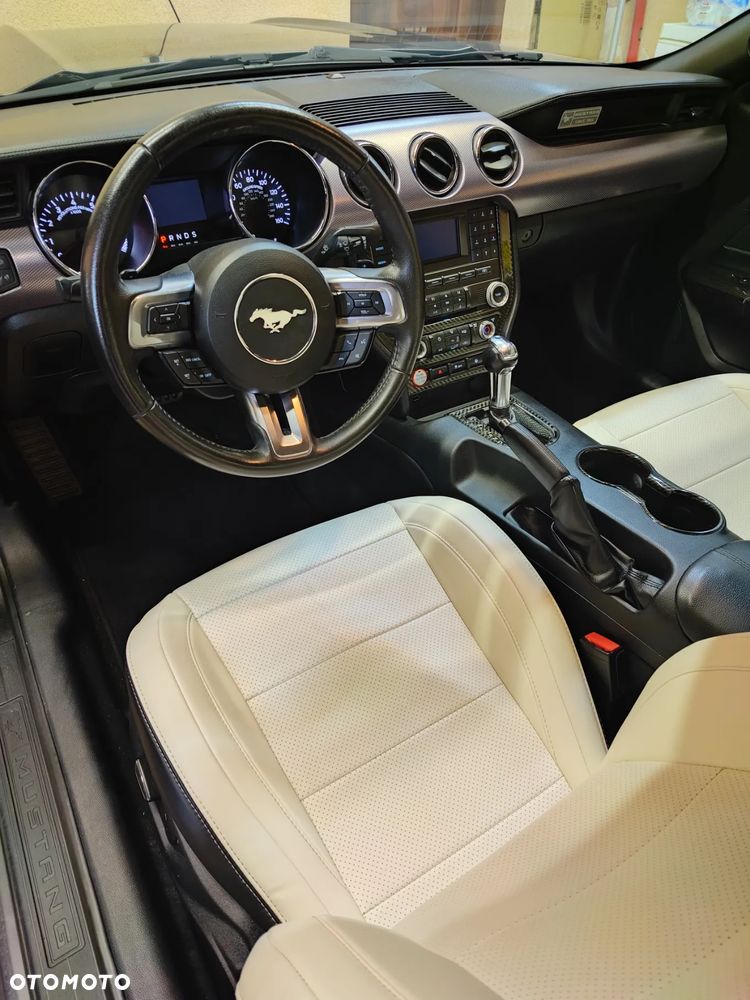 Ford Mustang 2.3 EcoBoost - 14