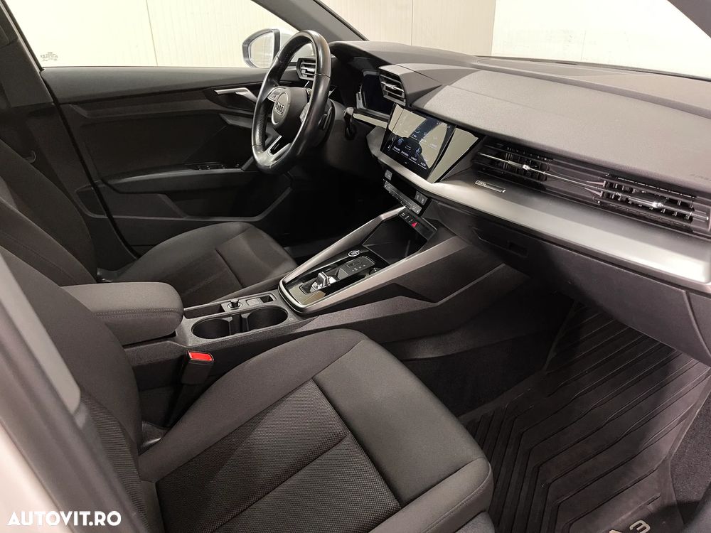 Audi A3 2.0 TDI S tronic Design - 11