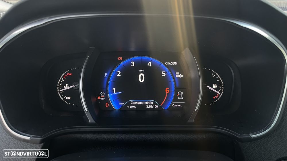 Renault Mégane - 16