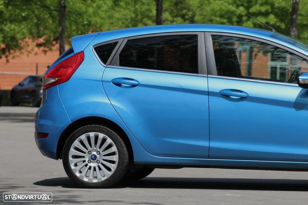Ford Fiesta 1.25 Titanium 124g - 9
