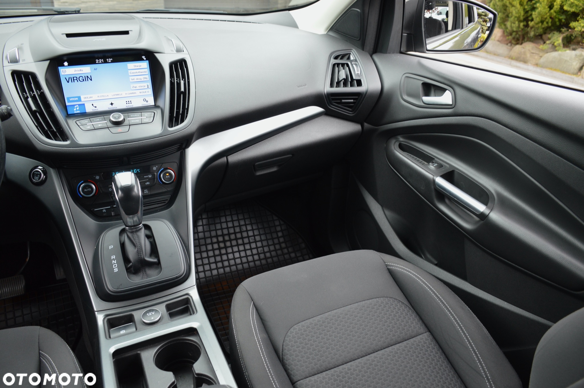 Ford Kuga 2.0 TDCi 4x4 Titanium - 21