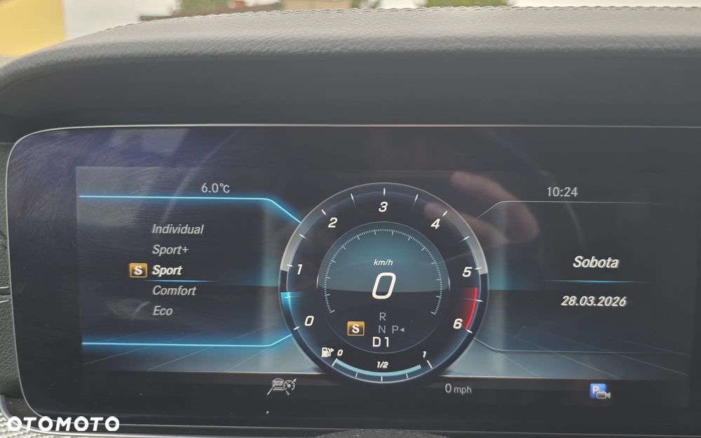 Mercedes-Benz Klasa E 400 d 4Matic 9G-TRONIC AMG Line - 22