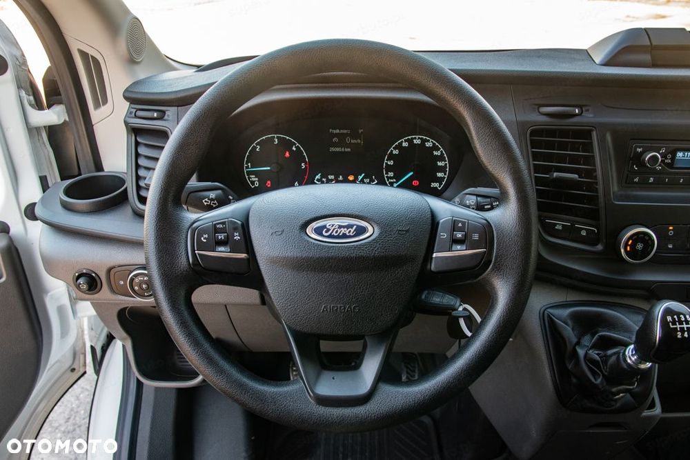 Ford Transit 350 L4H3 RWD Ambiente 2.0 130KM - 19