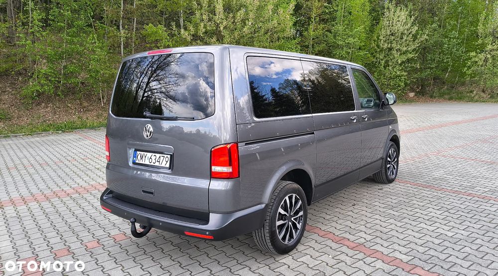 Volkswagen Caravelle - 5