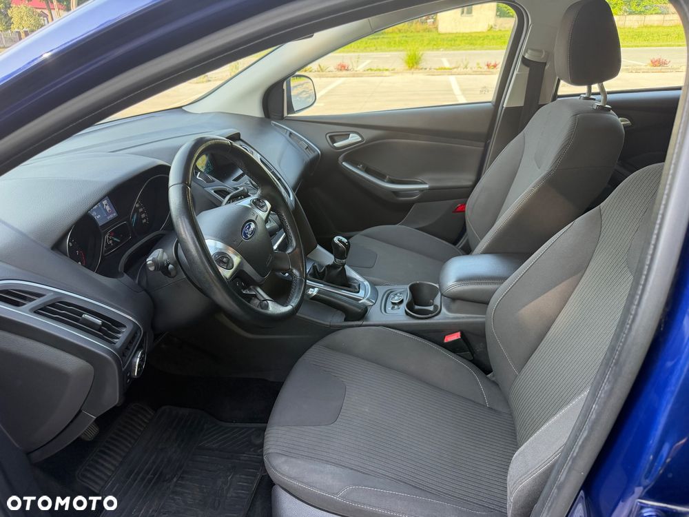 Ford Focus - 10