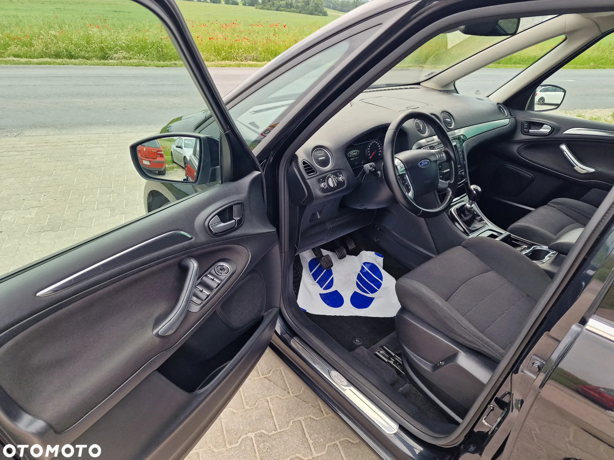 Ford Galaxy 2.0 TDCi Titanium - 16