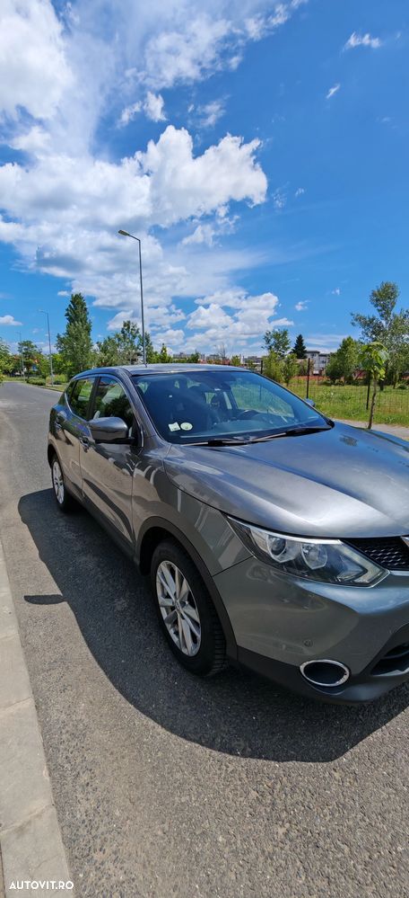 Nissan Qashqai 1.6 DCI Xtronic N-Connecta - 5