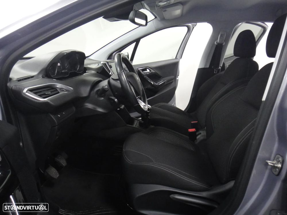 Peugeot 208 PureTech 110 Stop & Start Tech Edition - 9