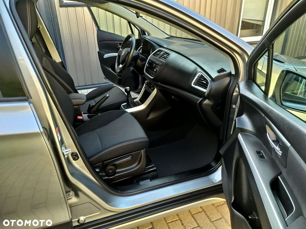 Suzuki SX4 S-Cross - 22