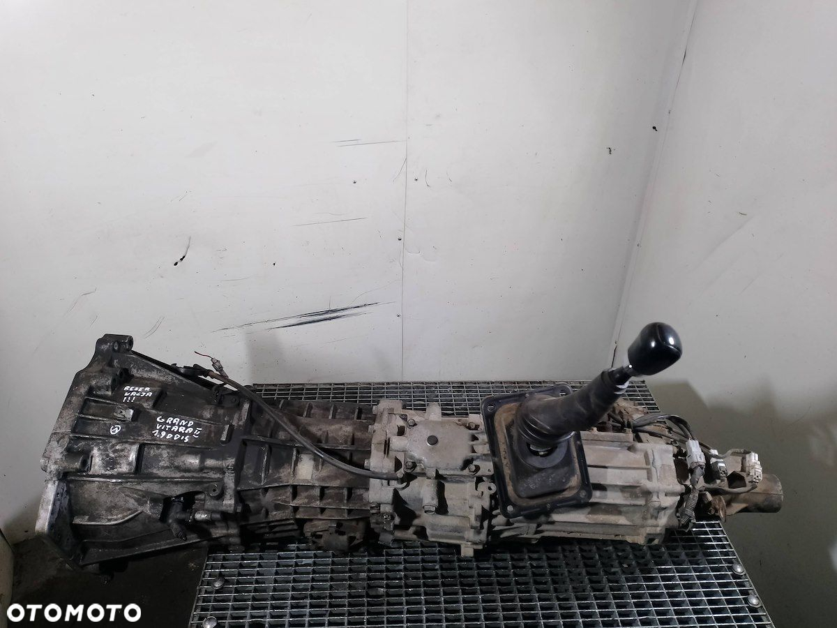 SKRZYNIA BIEGÓW 4X4 SUZUKI GRAND VITARA 33251 6ET0B - 6