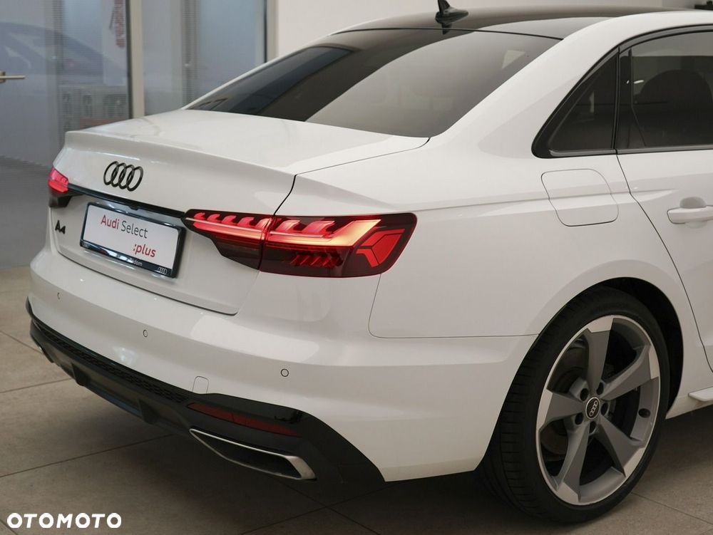 Audi A4 Limousine - 6
