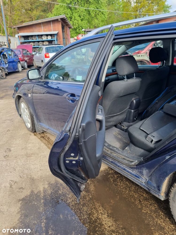 TOYOTA AVENSIS T25 03-06 8P4 KOMBI drzwi lewy tył lewe tylne lt * - 3