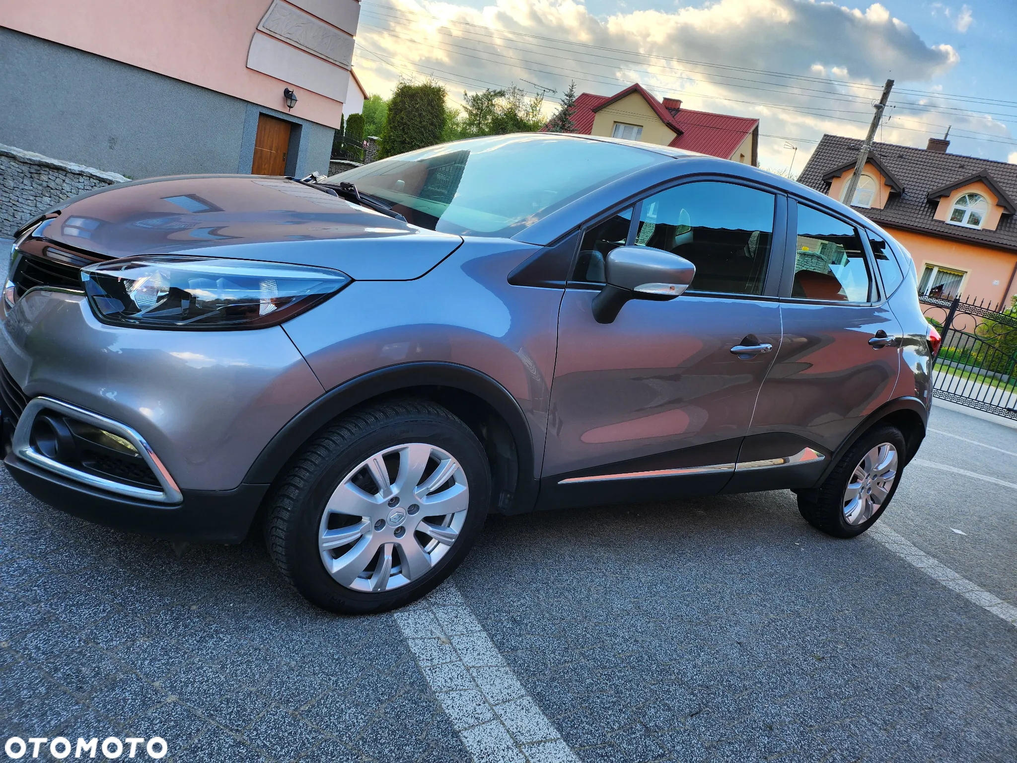 Renault Captur - 23