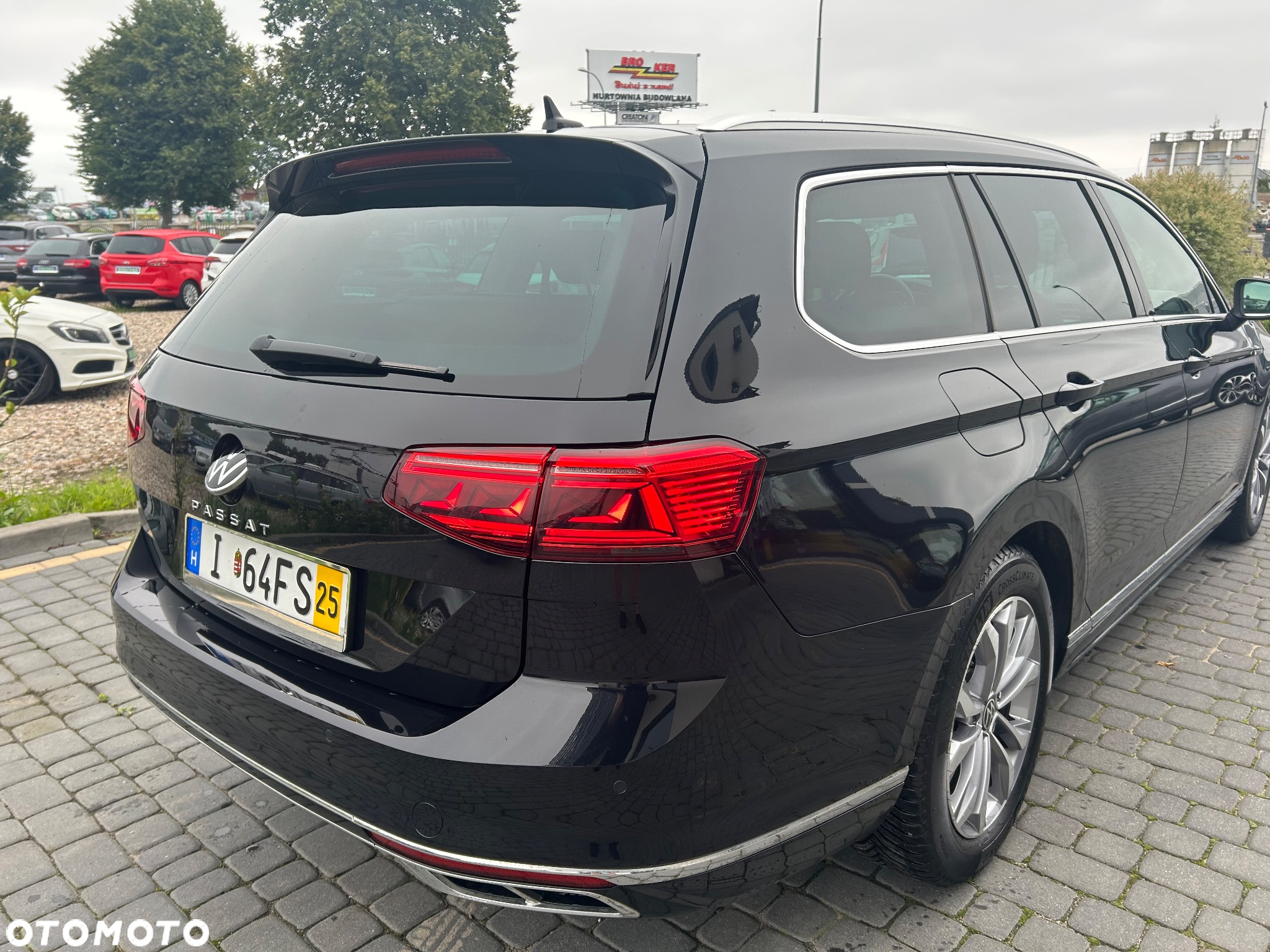 Volkswagen Passat Variant 2.0 TDI (BlueMotion Technology) Trendline - 10