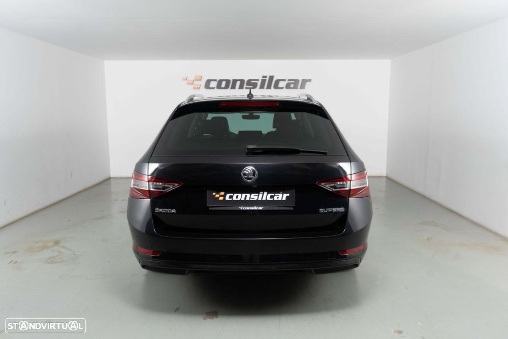 Skoda Superb Break 2.0 TDI Style DSG - 6