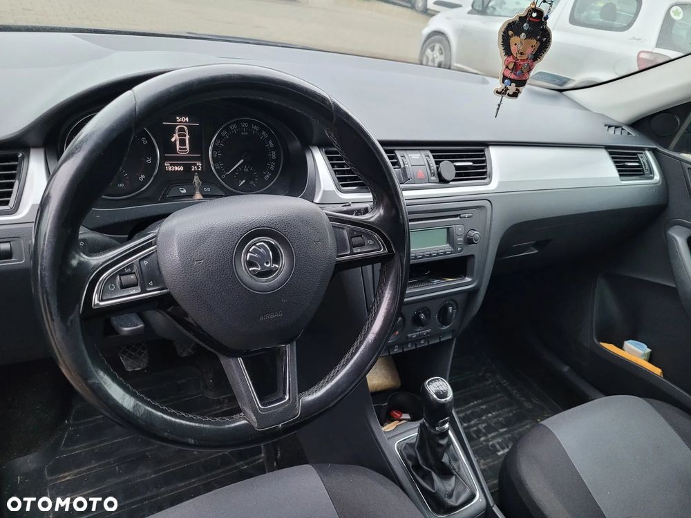 Skoda RAPID 1.2 TSI Ambition - 6