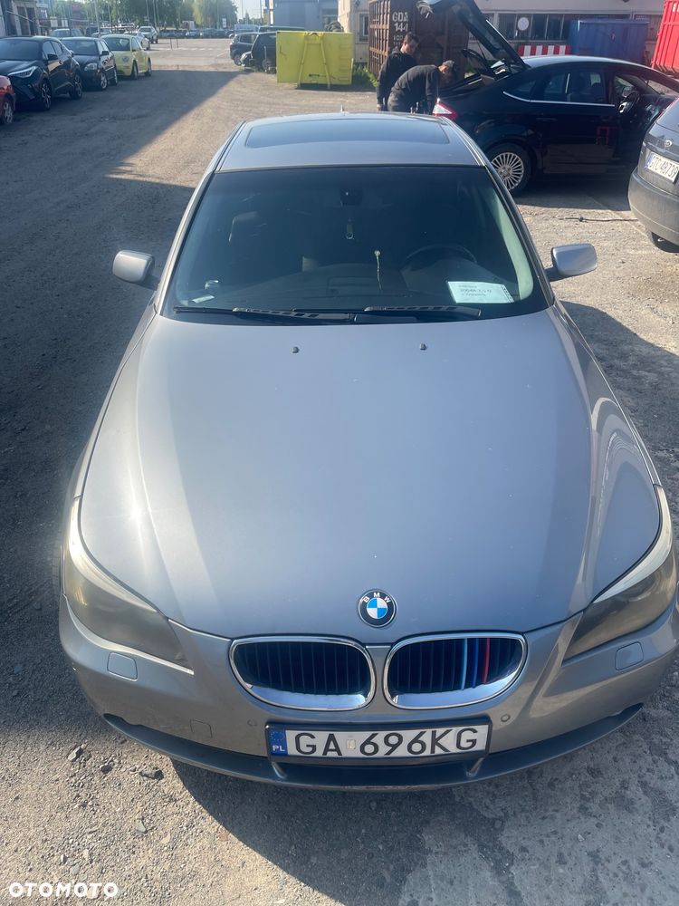 BMW Seria 5 525d - 10