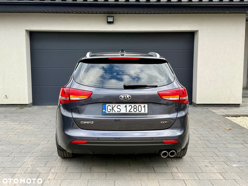 Kia Ceed 1.6 CRDi 136 ISG GT Line - 29