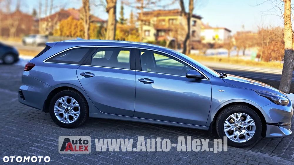 Kia Ceed 1.5 T-GDI M - 6