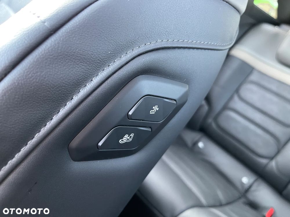 Citroën C5X 1.6 PHEV 225 Shine EAT8 - 26