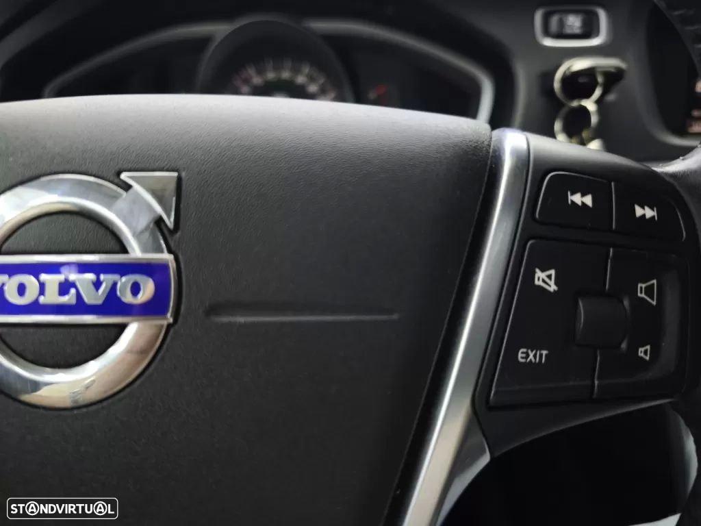 Volvo V40 1.6 D2 Momentum Eco - 25