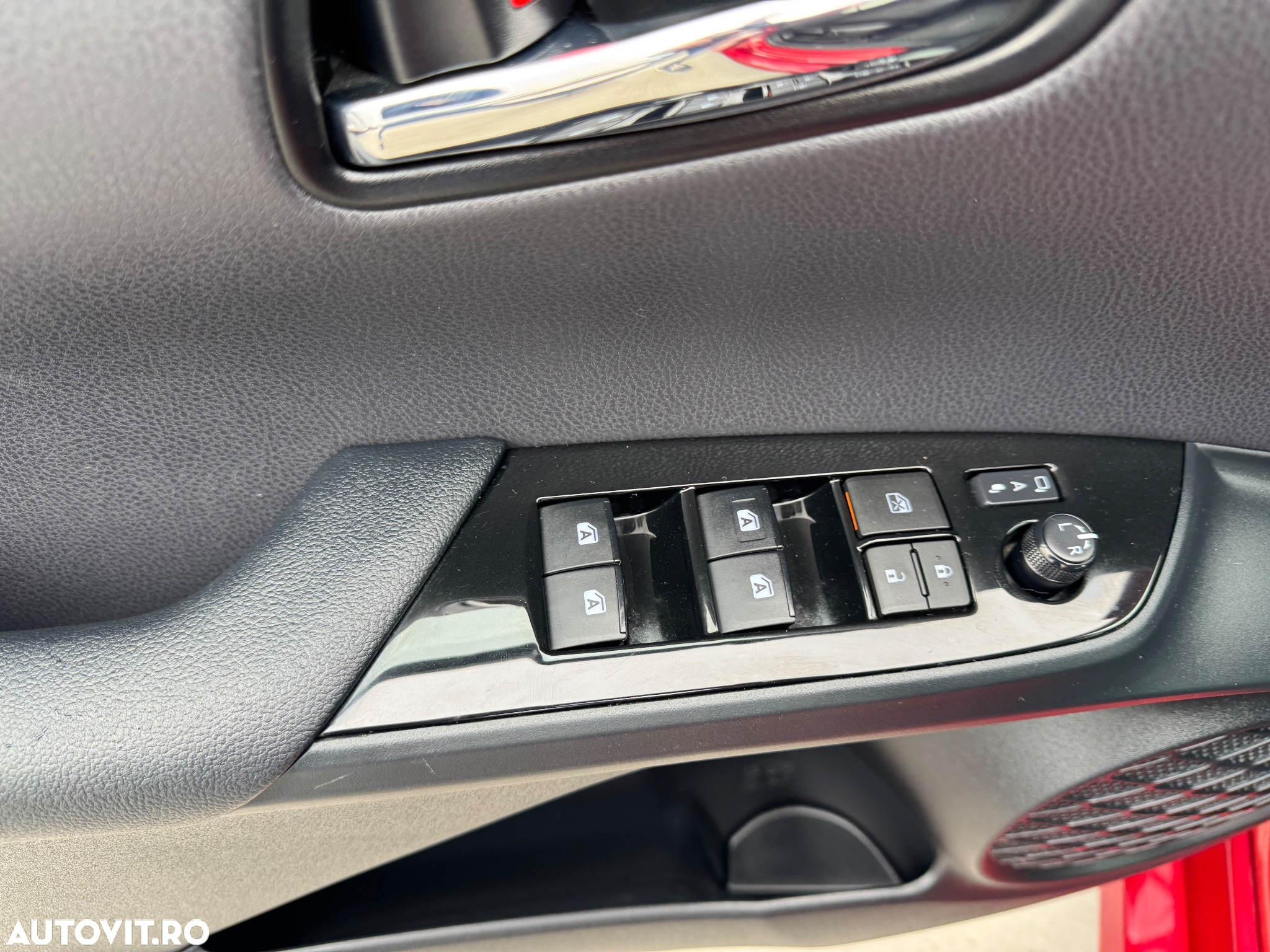 Toyota Prius 1.8 Dual VVT-i Luna - 19