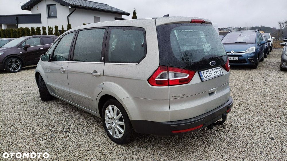 Ford Galaxy - 4