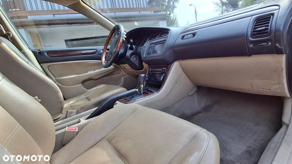 Honda Accord 2.0 ES - 15