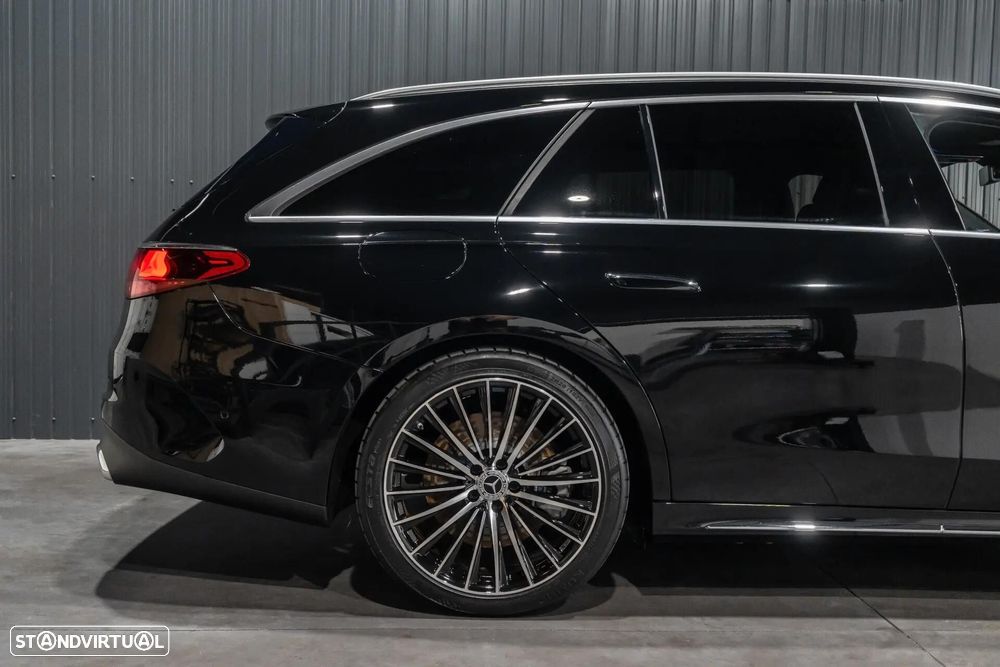 Mercedes-Benz E 300 e Station - 39