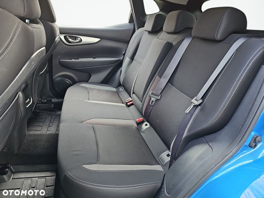 Nissan Qashqai 1.3 DIG-T N-Connecta - 12