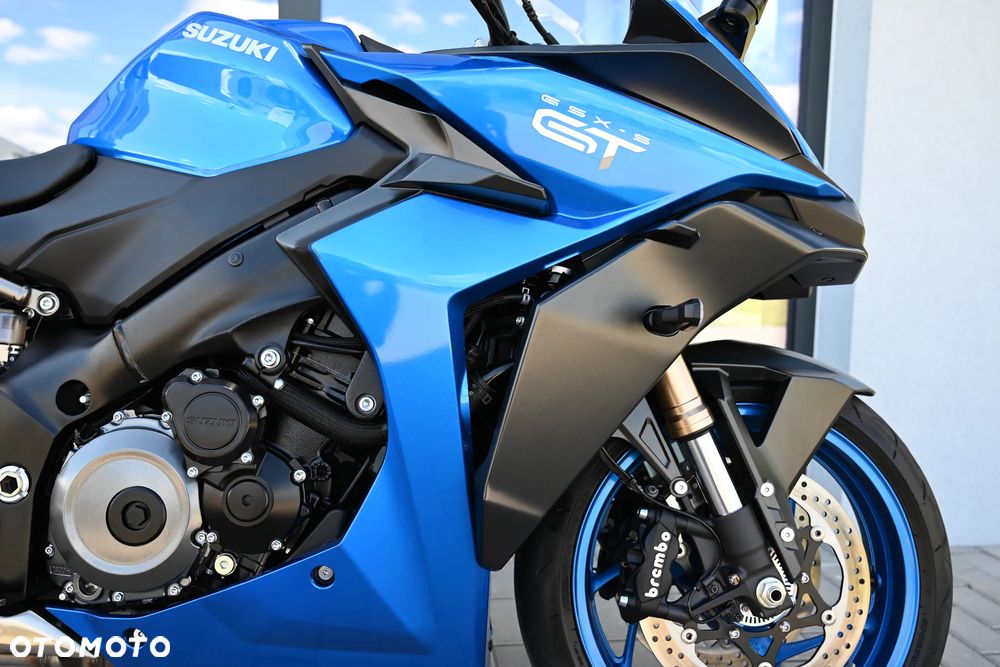 Suzuki GSX 1000 - 30