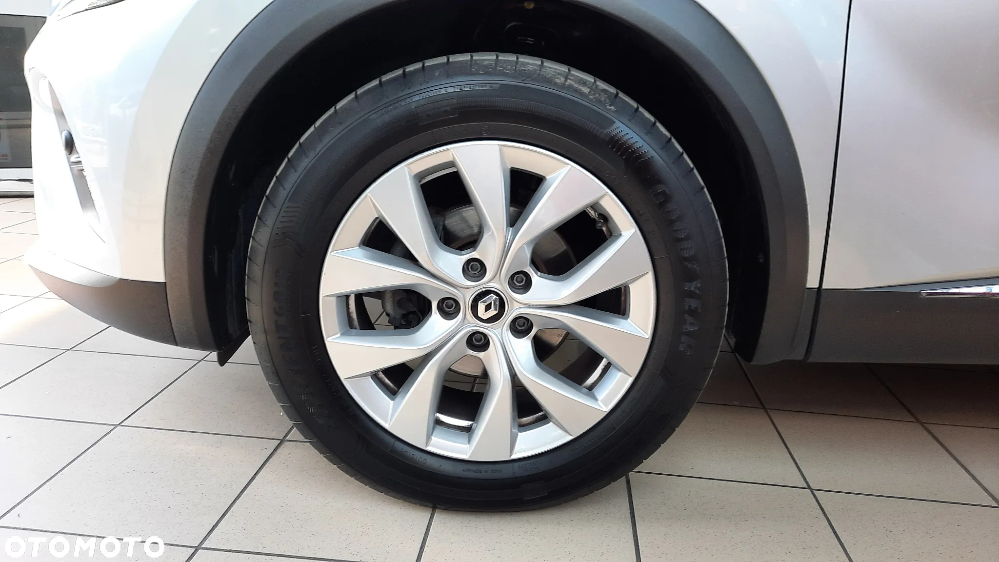Renault Captur 1.0 TCe Intens - 4