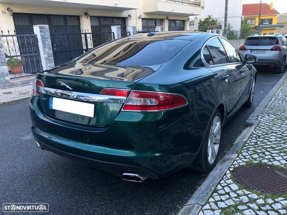 Jaguar XF 3.0 V6 Luxury - 4
