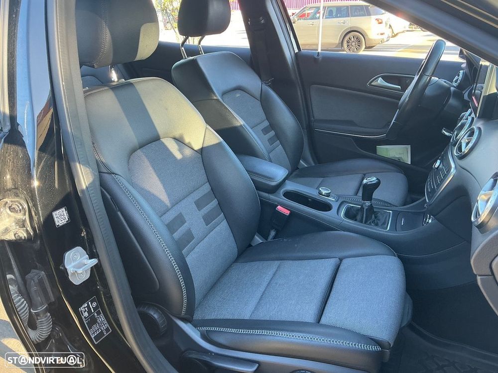 Mercedes-Benz GLA 180 - 5