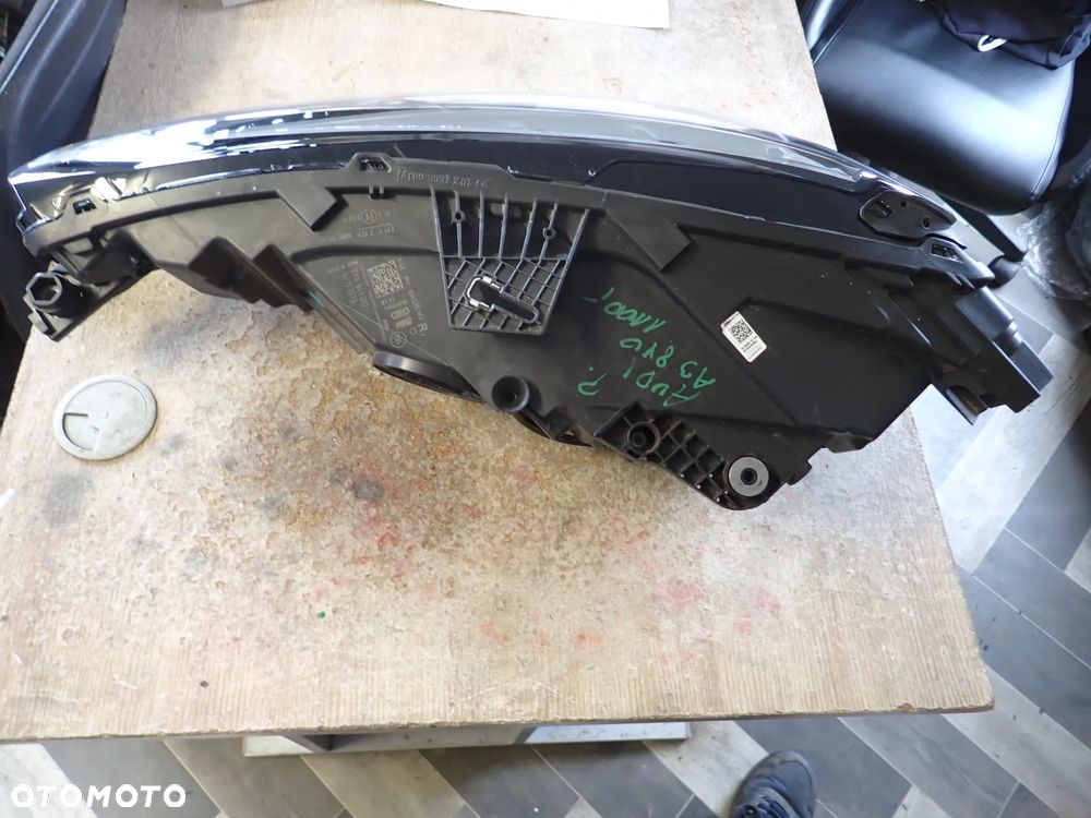 AUDI A3 8Y LAMPA PRAWY PRZÓD 8Y0941012 - 7