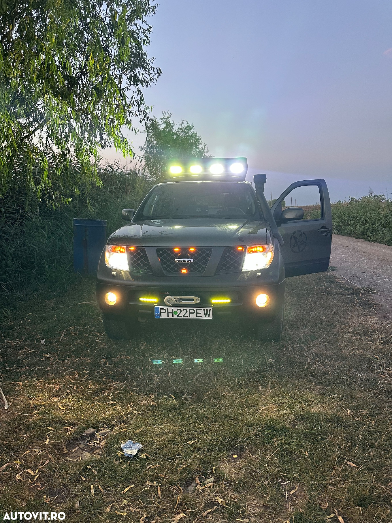 Nissan Pathfinder - 17