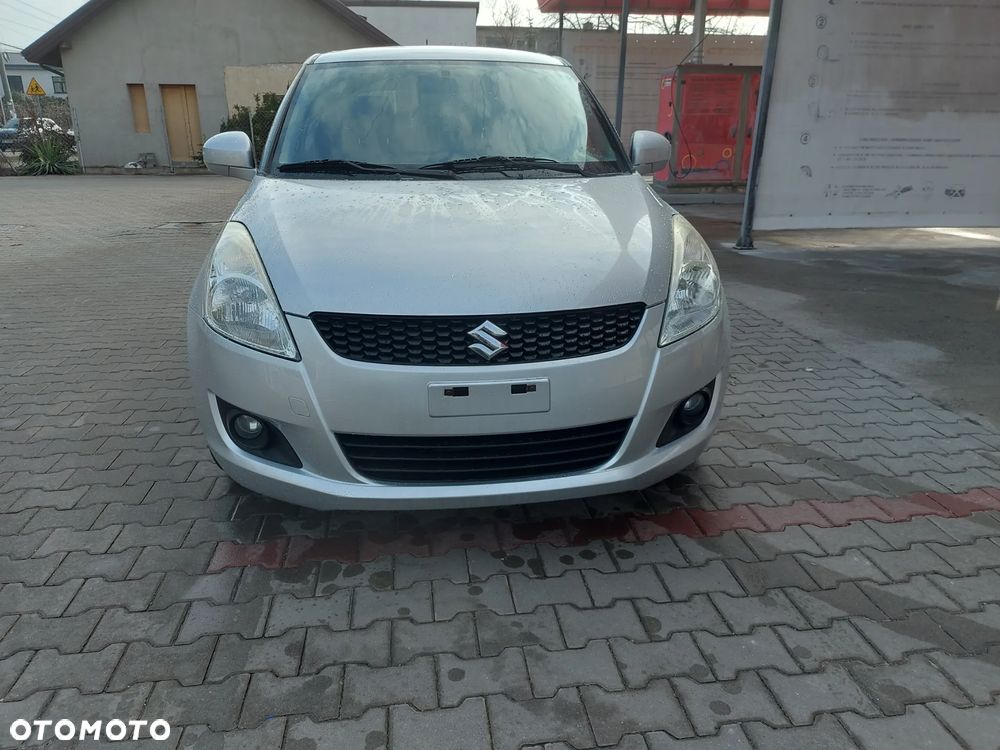 Suzuki Swift - 5