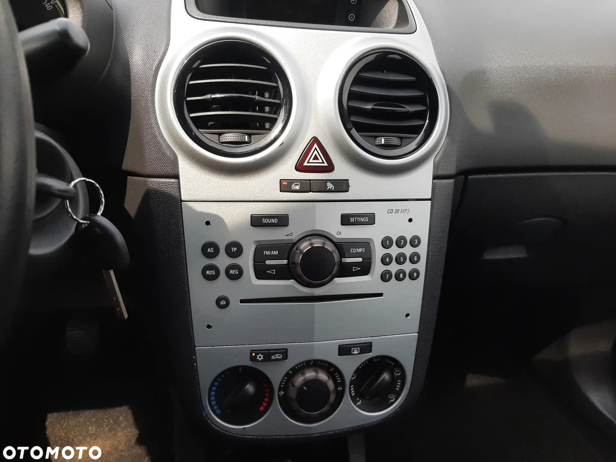 Opel Corsa 1.4 16V Edition - 6