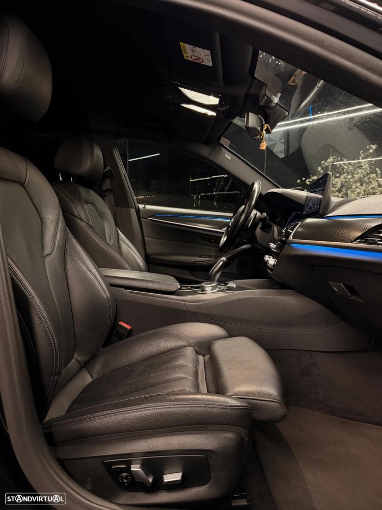 BMW 520 e Pack M - 13