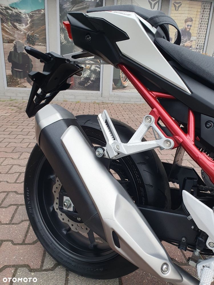 Honda Hornet - 9