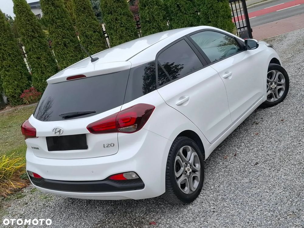 Hyundai i20 - 11